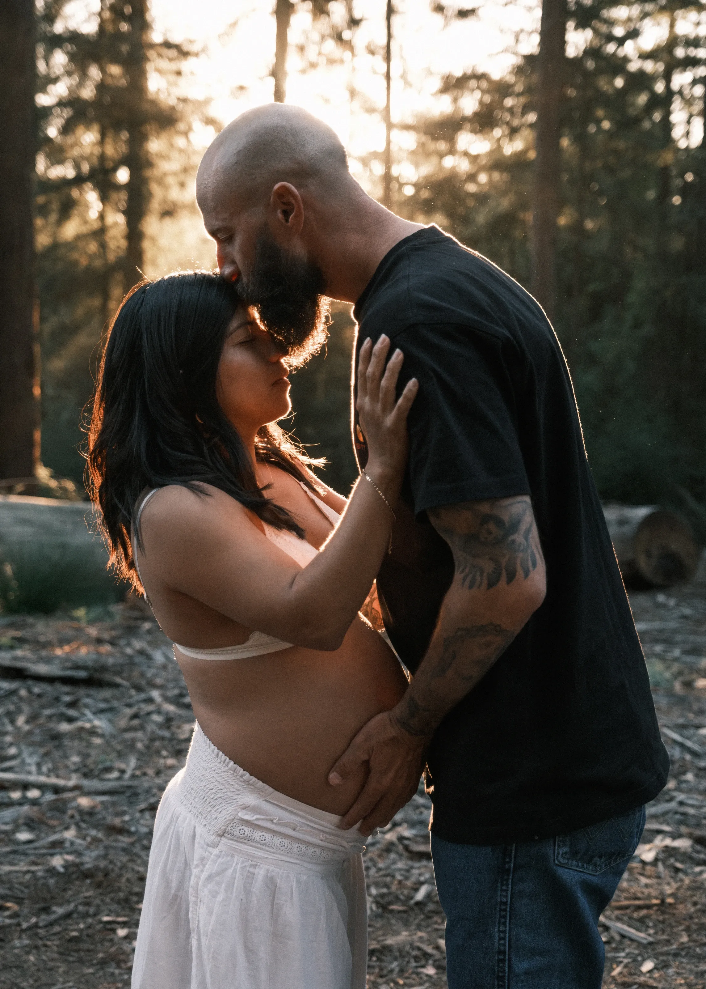 Alex + Estefania, frame 1